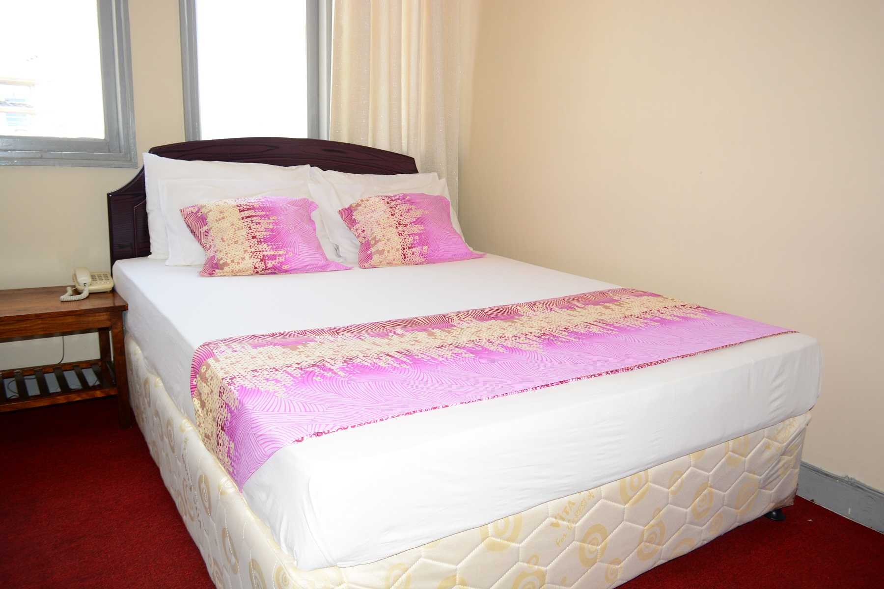 M.R. Hotel Iringa
