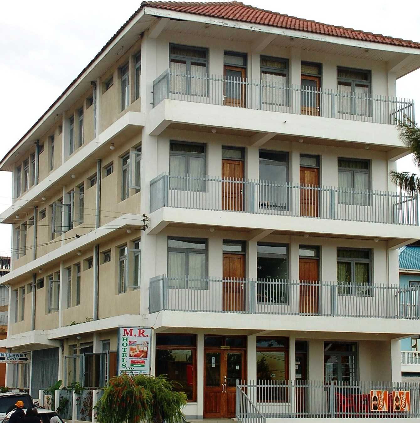 M.R. Hotel Iringa